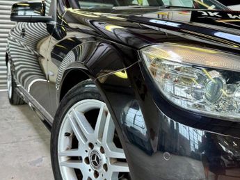 MERCEDES-BENZ C CLASS 1.8 C180 BlueEfficiency Sport Auto Euro 5 4dr