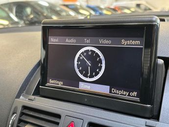 MERCEDES-BENZ C CLASS 1.8 C180 BlueEfficiency Sport Auto Euro 5 4dr