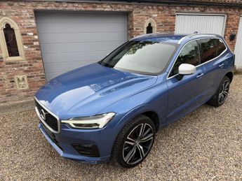 VOLVO XC60 2.0 R-Design Pro T5 AWD