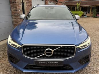 VOLVO XC60 2.0 R-Design Pro T5 AWD
