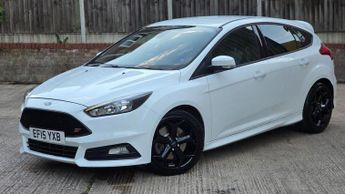 Ford Focus 2.0T EcoBoost ST-2 Euro 6 (s/s) 5dr
