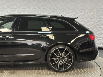 AUDI RS6 AVANT 4.0 TFSI V8 Performance