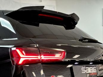 AUDI RS6 AVANT 4.0 TFSI V8 Performance
