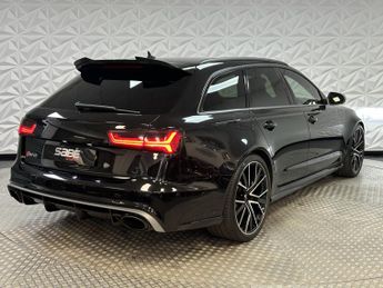 AUDI RS6 AVANT 4.0 TFSI V8 Performance