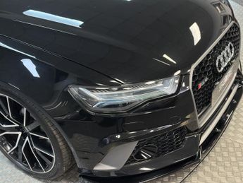 AUDI RS6 AVANT 4.0 TFSI V8 Performance