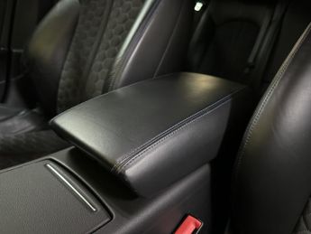 AUDI RS6 AVANT 4.0 TFSI V8 Performance