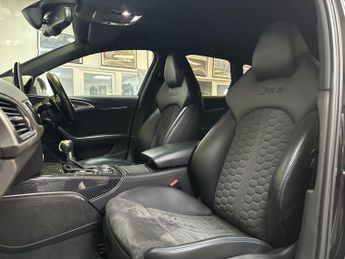 AUDI RS6 AVANT 4.0 TFSI V8 Performance