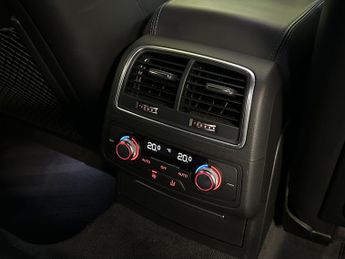 AUDI RS6 AVANT 4.0 TFSI V8 Performance