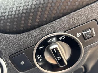 MERCEDES-BENZ A CLASS 2.1 A200d AMG Line