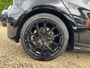 MERCEDES-BENZ A CLASS 2.1 A200d AMG Line