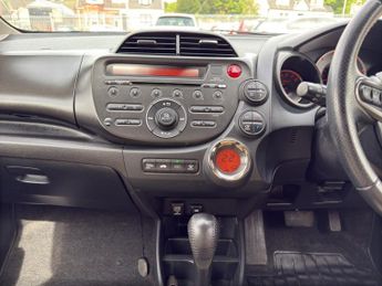 HONDA JAZZ 1.4 i-VTEC ES Plus