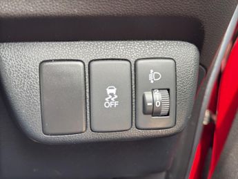 HONDA JAZZ 1.4 i-VTEC ES Plus
