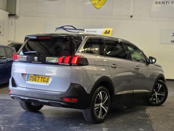 PEUGEOT 5008 1.6 BlueHDi Allure