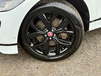 JAGUAR I-Pace 400 90kWh SE Auto 4WD 5dr