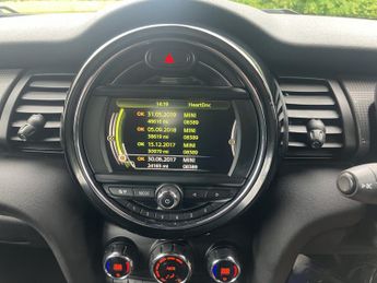 MINI HATCH 1.5 5-Door Hatch Cooper Automatic