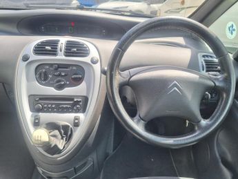 CITROEN XSARA PICASSO 1.6 HDi Desire