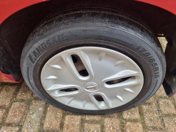 NISSAN CUBE 1.6