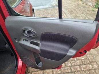 NISSAN CUBE 1.6