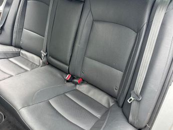 KIA OPTIMA 1.7 CRDi 3 Auto Euro 5 4dr