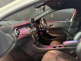 MERCEDES-BENZ GLA 2.1 GLA200d AMG Line
