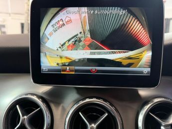 MERCEDES-BENZ GLA 2.1 GLA200d AMG Line