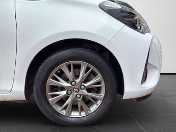 TOYOTA YARIS 1.5 VVT-i Icon