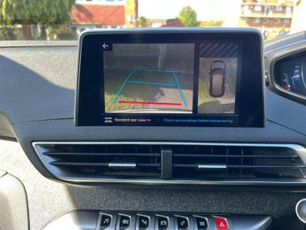 PEUGEOT 3008 1.2 PureTech Allure EAT Euro 6 (s/s) 5dr