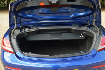 MERCEDES-BENZ C CLASS 2.1 C220d AMG Line