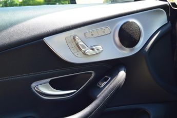 MERCEDES-BENZ C CLASS 2.1 C220d AMG Line