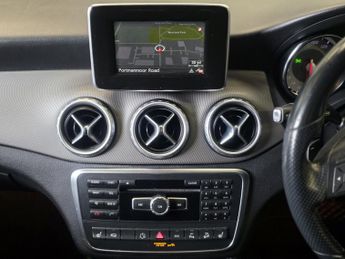 MERCEDES-BENZ GLA 2.1 GLA220 CDI SE