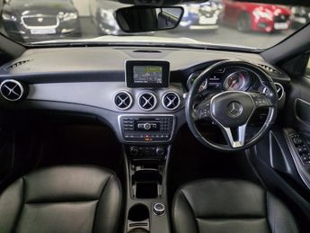 MERCEDES-BENZ GLA 2.1 GLA220 CDI SE