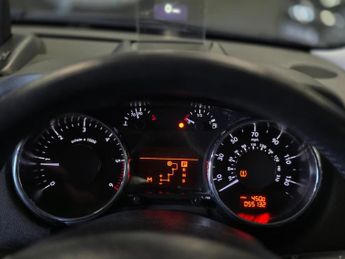 PEUGEOT 5008 2.0 HDi Allure