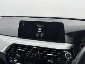 BMW 5 SERIES 2.0 520d xDrive SE Saloon