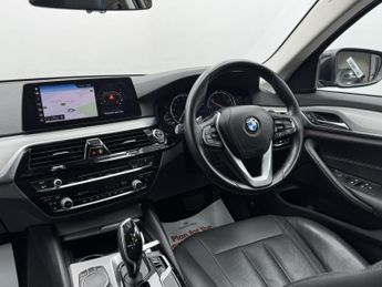 BMW 5 SERIES 2.0 520d xDrive SE Saloon