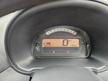 CITROEN C3 1.4 i Desire