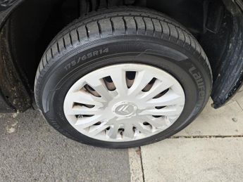 CITROEN C3 1.4 i Desire