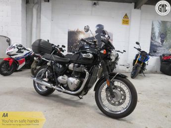  Full Service History, Top Box, Screen, Heated Grips