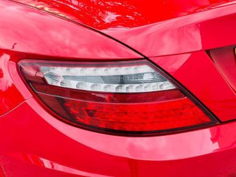 MERCEDES-BENZ SLK 1.8 SLK200 BlueEfficiency AMG Sport Edition 125 G-Tronic+ Euro 5