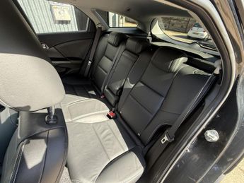 HONDA CIVIC 1.8 i-VTEC SR Estate Automatic