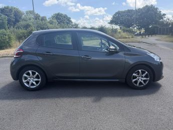PEUGEOT 208 1.2 VTi Active