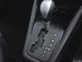 KIA VENGA 1.6 2