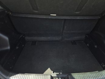 KIA VENGA 1.6 2