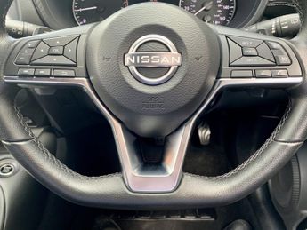 NISSAN JUKE 1.0 DIG-T N-Connecta