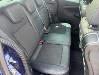FORD B-MAX 1.6 Titanium X Navigator