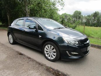 Vauxhall Astra 2.0 CDTi ecoFLEX Elite - MOT Nov 26 - Tax 35 - Heated leather - 