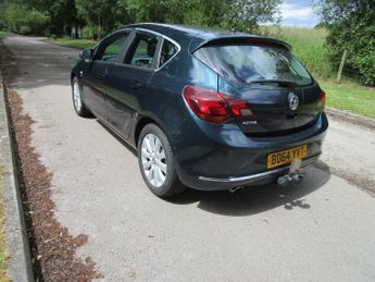 VAUXHALL ASTRA 2.0 CDTi ecoFLEX Elite - MOT Nov 26 - Tax 35 - Heated leather - 