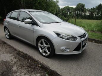 Ford Focus 1.6 TDCi Titanium Navigator - 16 Services - Very clean car throu