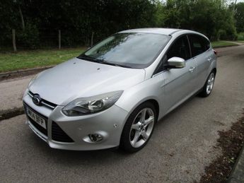 FORD FOCUS 1.6 TDCi Titanium Navigator - 16 Services - Very clean car throu