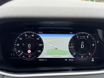 LAND ROVER RANGE ROVER EVOQUE 2.0 D180 SE