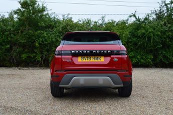 LAND ROVER RANGE ROVER EVOQUE 2.0 D180 SE